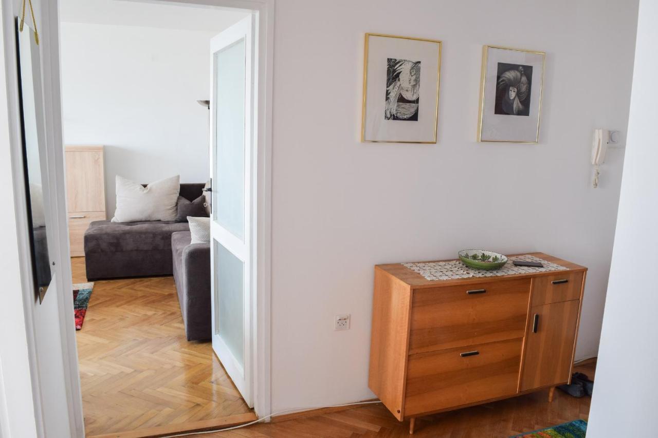 Apartman Bane 021 With A View Novi Sad Eksteriør bilde
