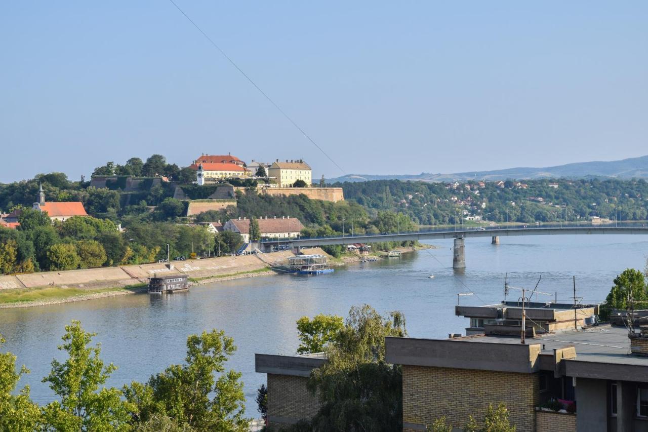 Apartman Bane 021 With A View Novi Sad Eksteriør bilde