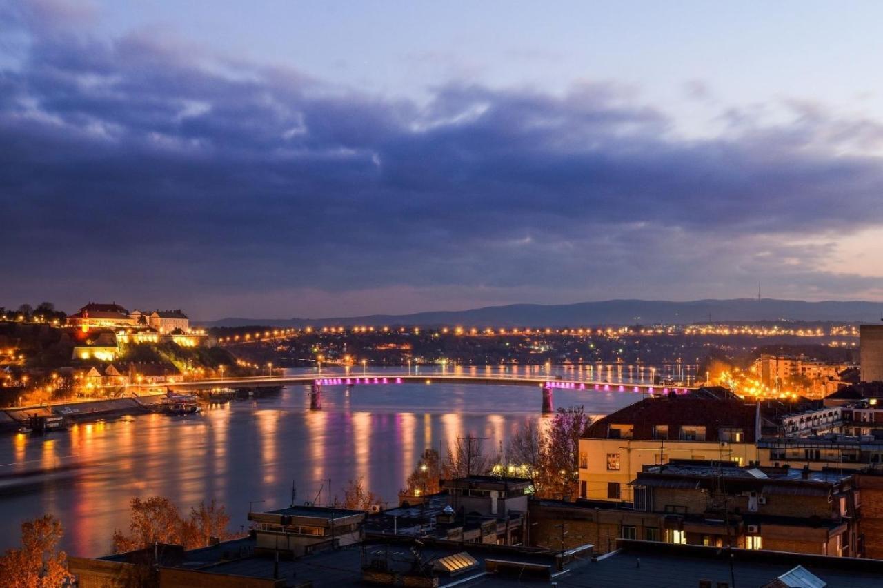 Apartman Bane 021 With A View Novi Sad Eksteriør bilde